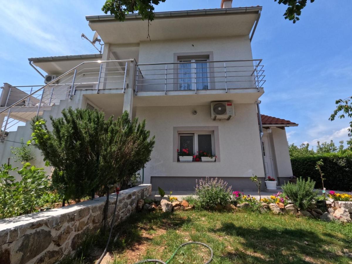 Apartmani Lena Šibenik Eksteriør billede