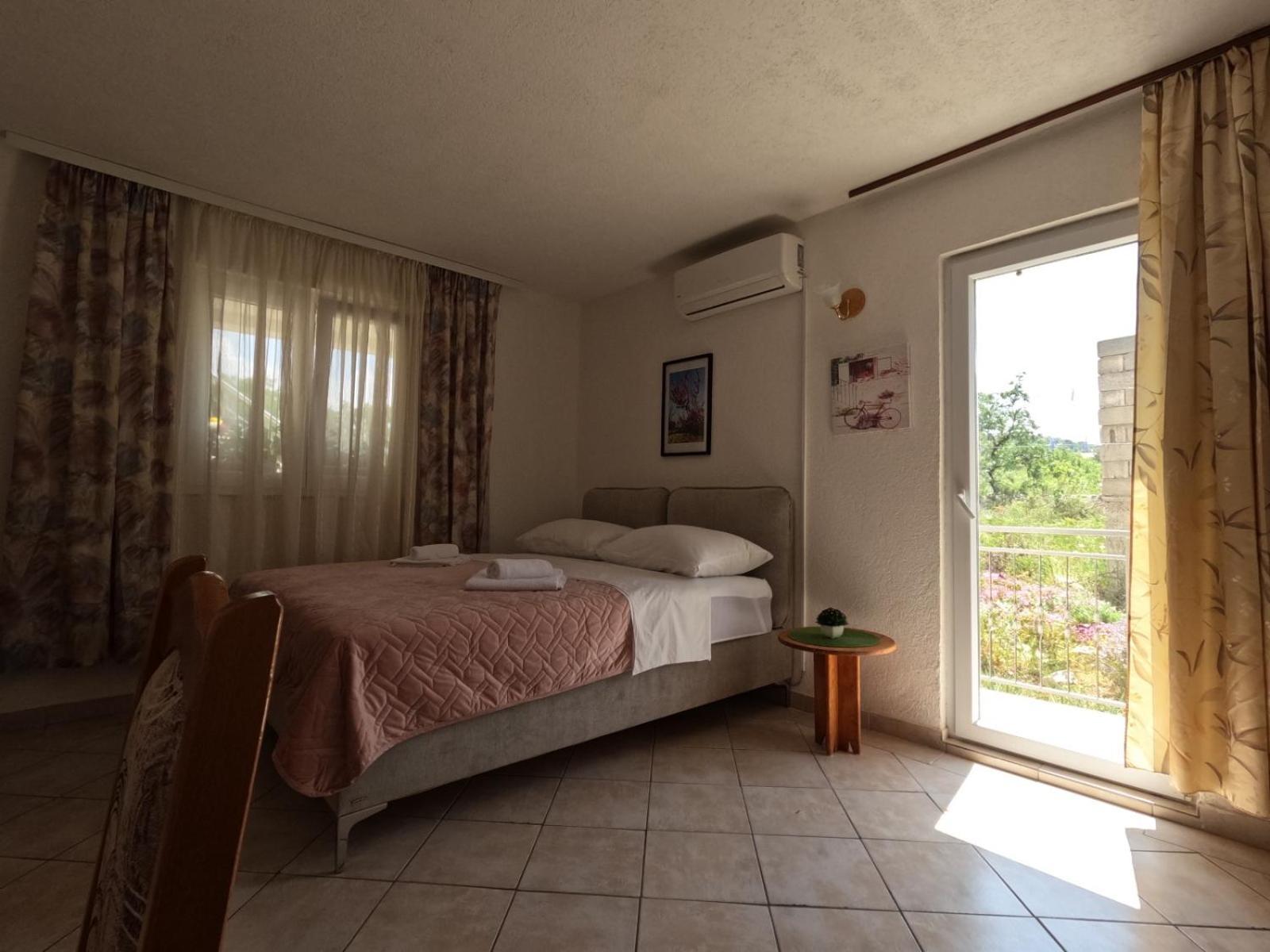 Apartmani Lena Šibenik Eksteriør billede