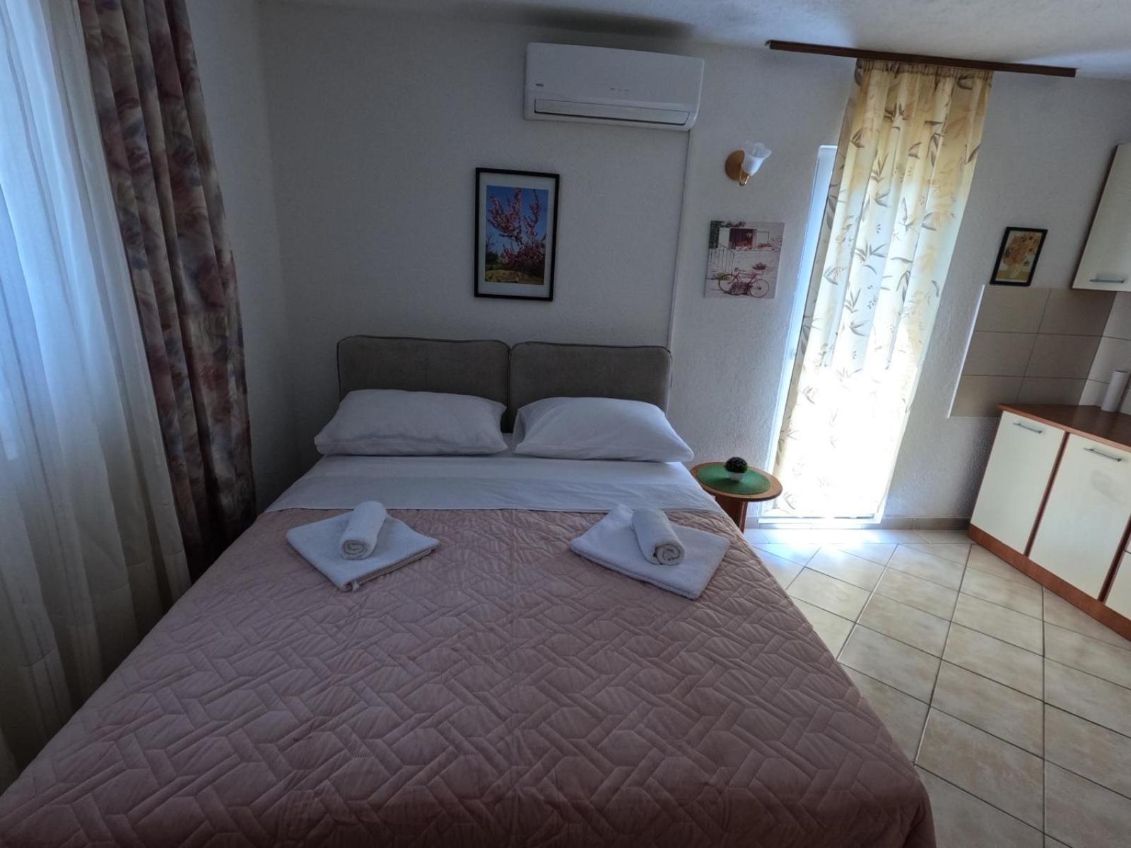Apartmani Lena Šibenik Eksteriør billede