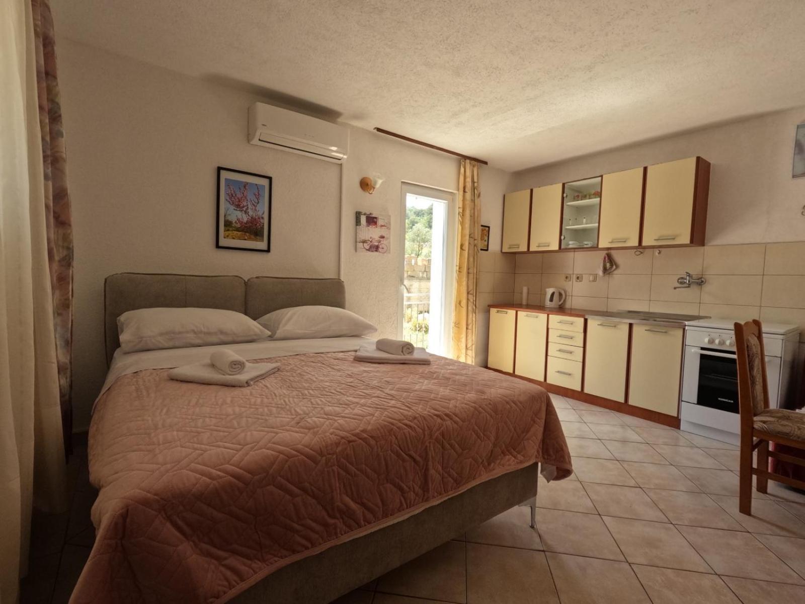 Apartmani Lena Šibenik Eksteriør billede